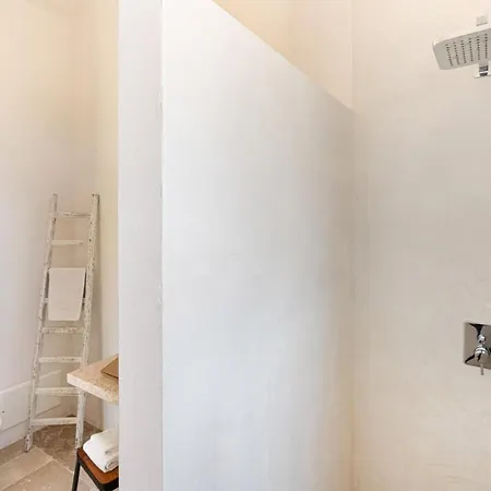 Elisa Ostuni