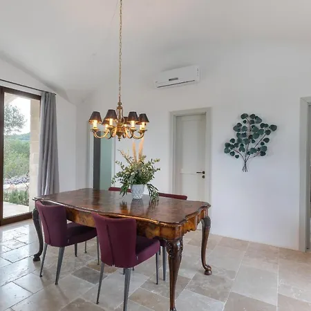 Elisa Villa Ostuni